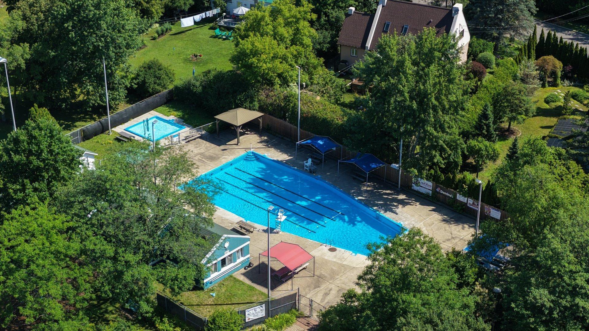 









22


Av. Circle

,
Pointe-Claire,




QC
H9R1X1

