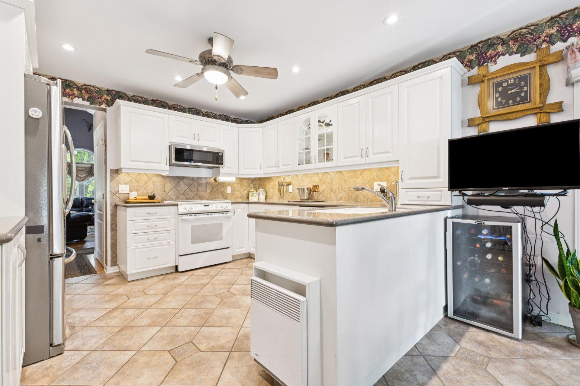 









78


Rue du Père-Bériault

,
Gatineau (Gatineau),




QC
J8V1N2


