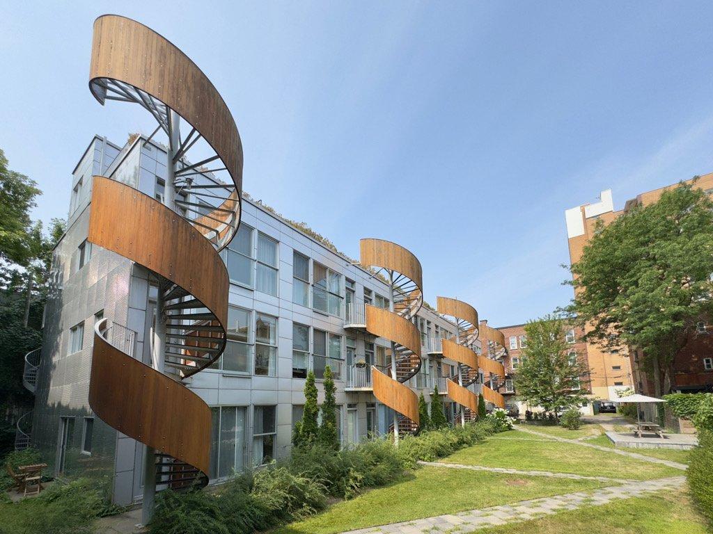 









4878


Av. Henri-Julien

, 201,
Montréal (Le Plateau-Mont-Royal),




QC
H2T2E1

