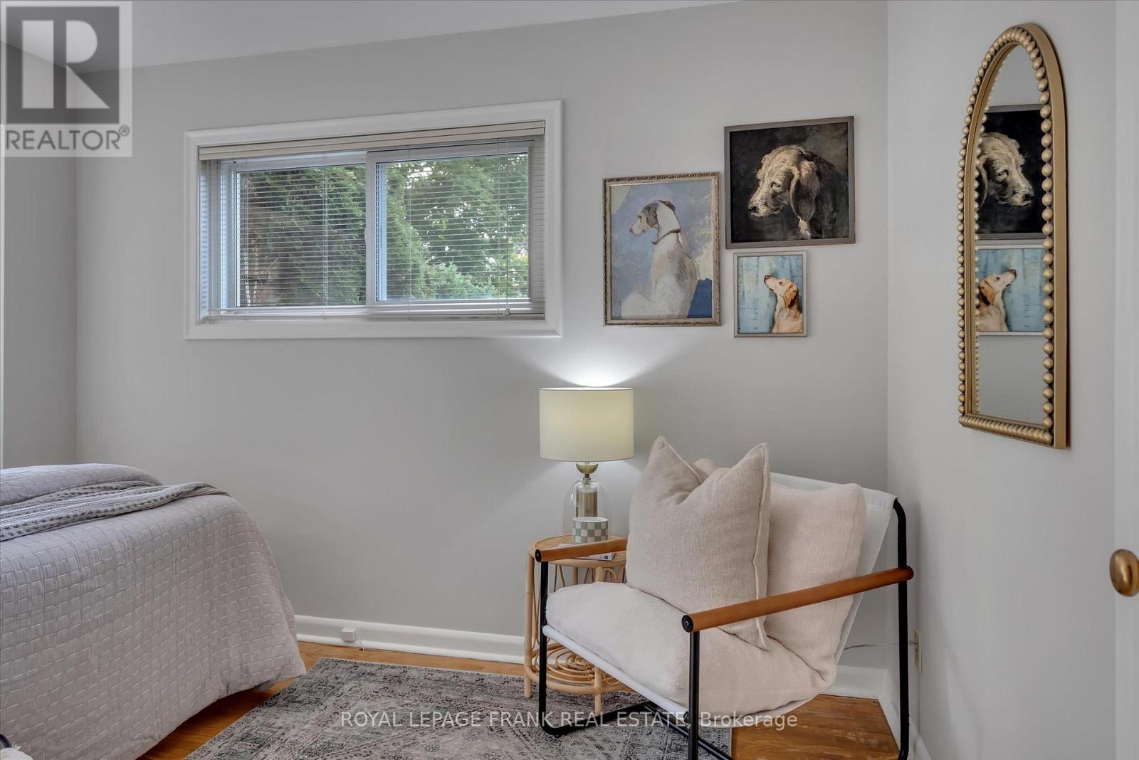 












976 GLEBEMOUNT CRESCENT

,
Peterborough North (Central),




Ontario
K9H6L9

