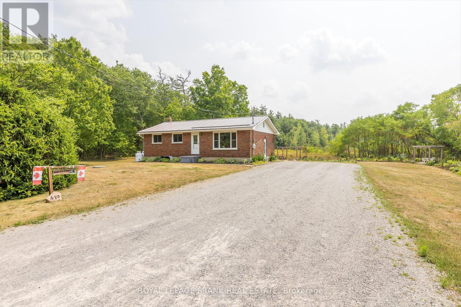 












419 SOUTH BEACH ROAD

,
Douro-Dummer,




Ontario
K0L2H0

