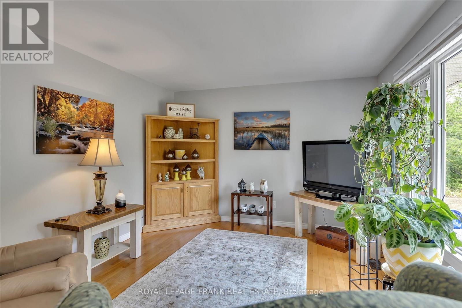 












419 SOUTH BEACH ROAD

,
Douro-Dummer,




Ontario
K0L2H0

