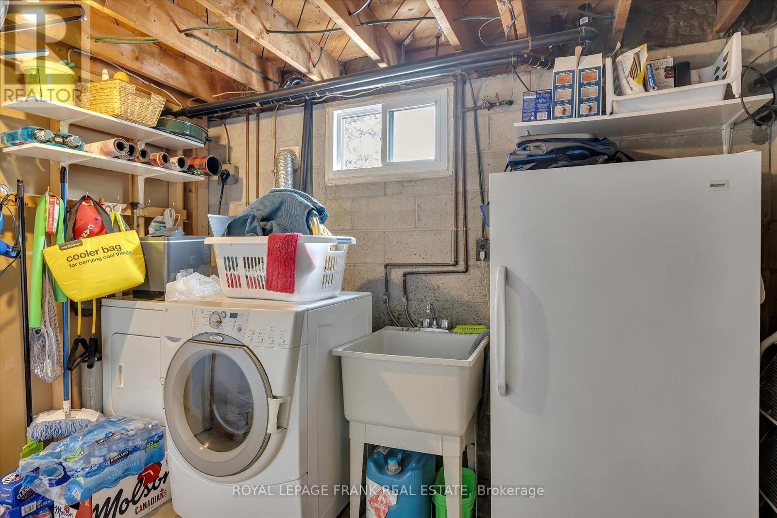 












419 SOUTH BEACH ROAD

,
Douro-Dummer,




Ontario
K0L2H0

