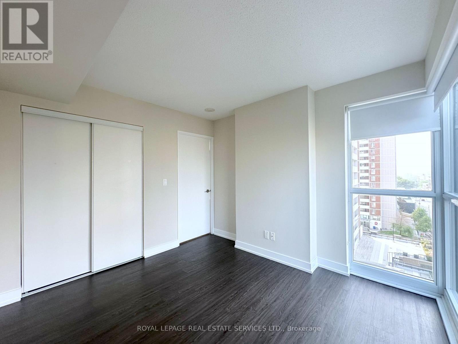 












702 - 561 SHERBOURNE STREET

,
Toronto,




Ontario
M4X0A1

