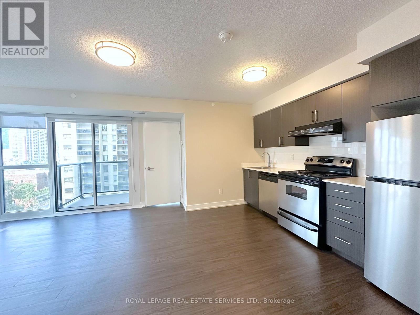 












702 - 561 SHERBOURNE STREET

,
Toronto,




Ontario
M4X0A1

