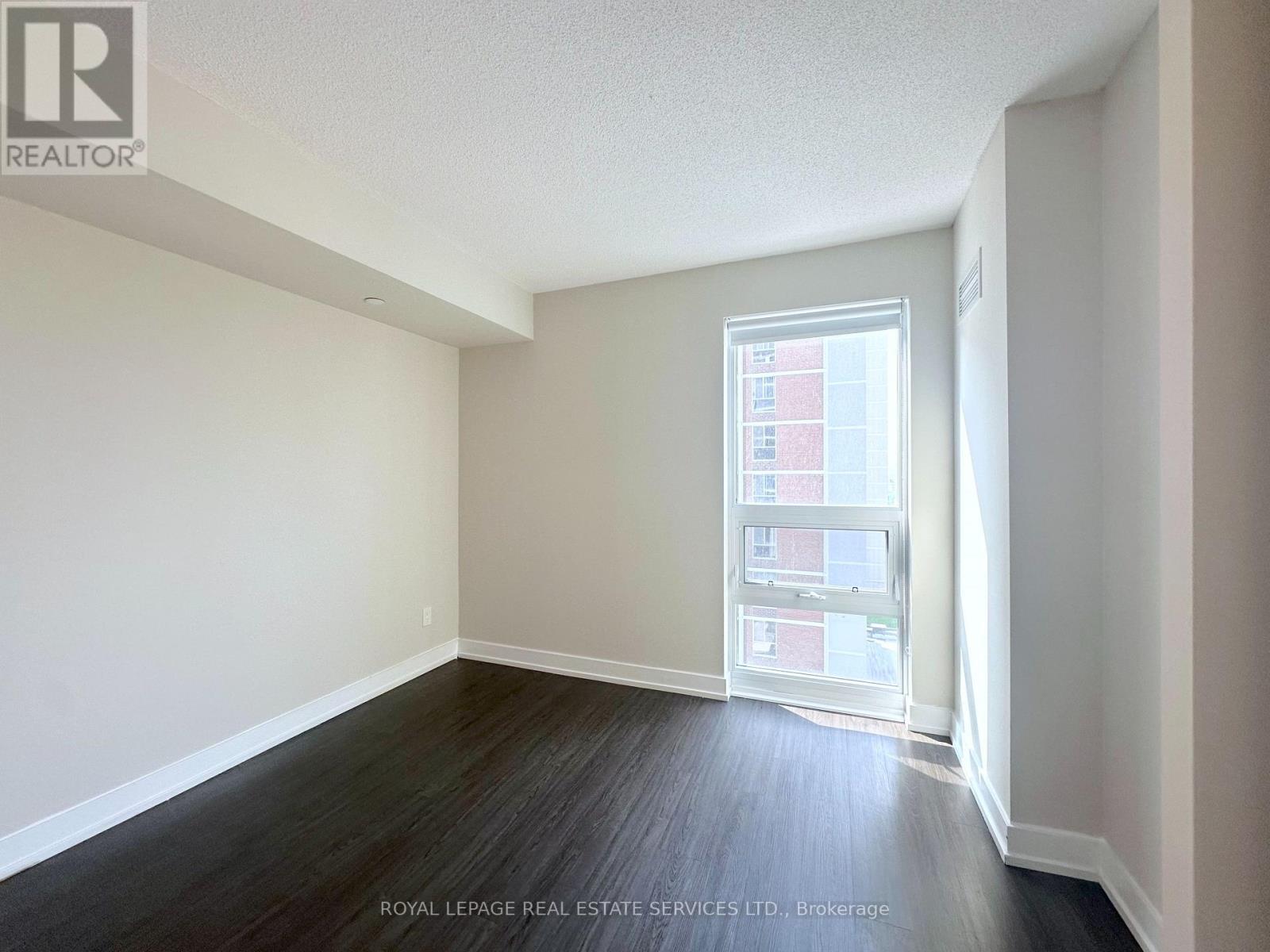 












702 - 561 SHERBOURNE STREET

,
Toronto,




Ontario
M4X0A1

