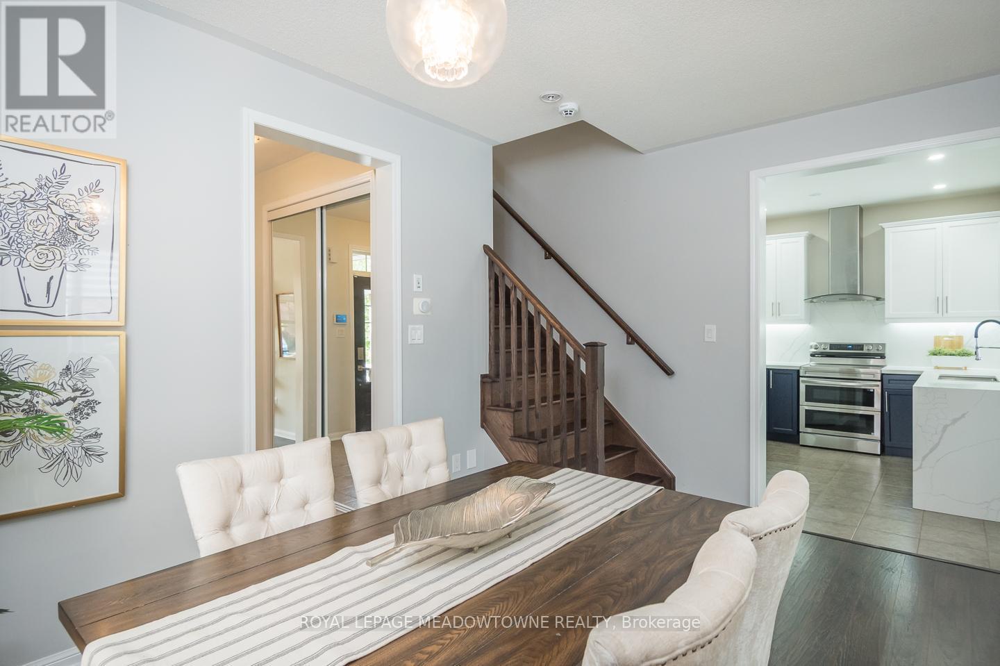 












501 TYRONE CRESCENT

,
Milton,




Ontario
L9T8J5

