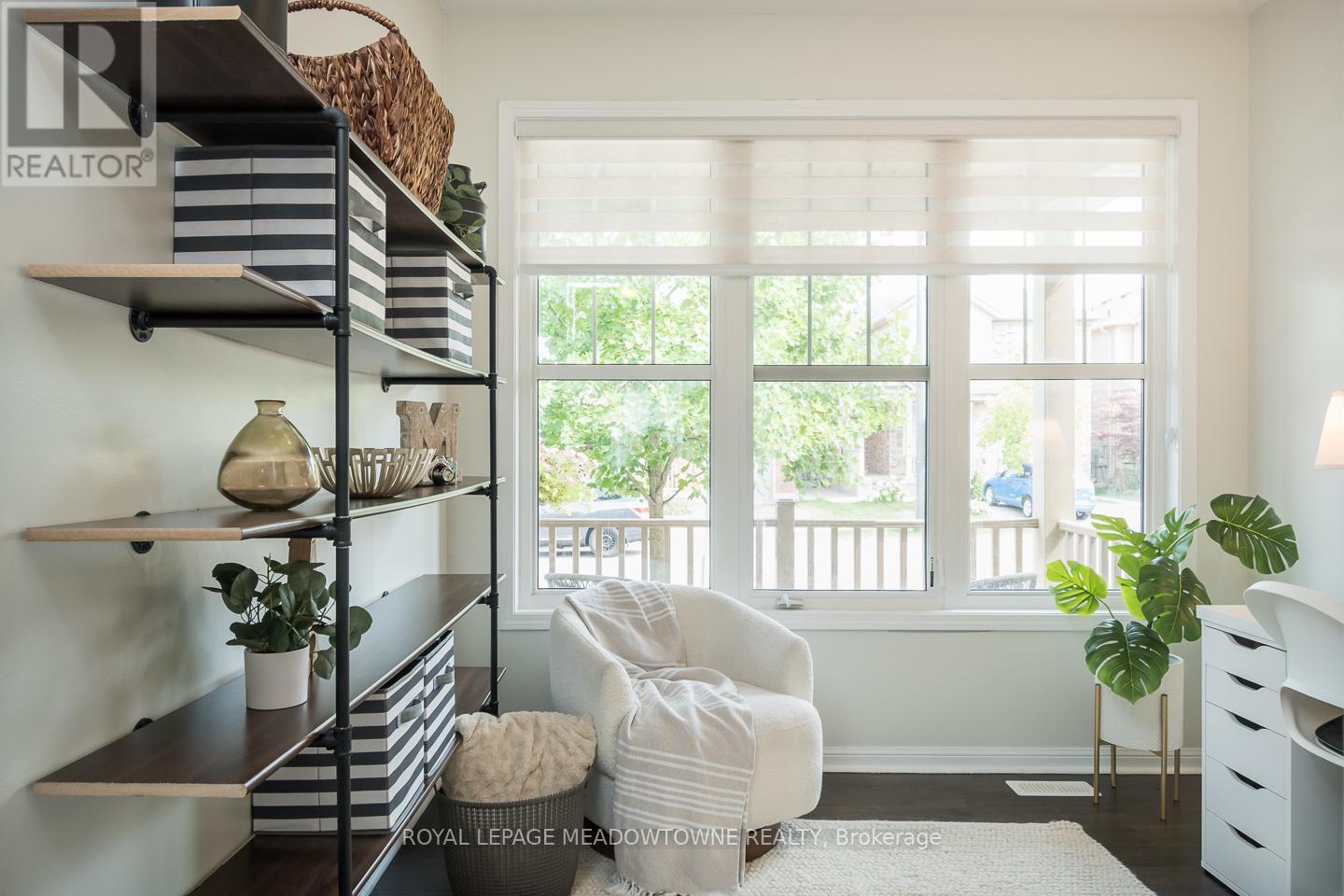 












501 TYRONE CRESCENT

,
Milton,




Ontario
L9T8J5

