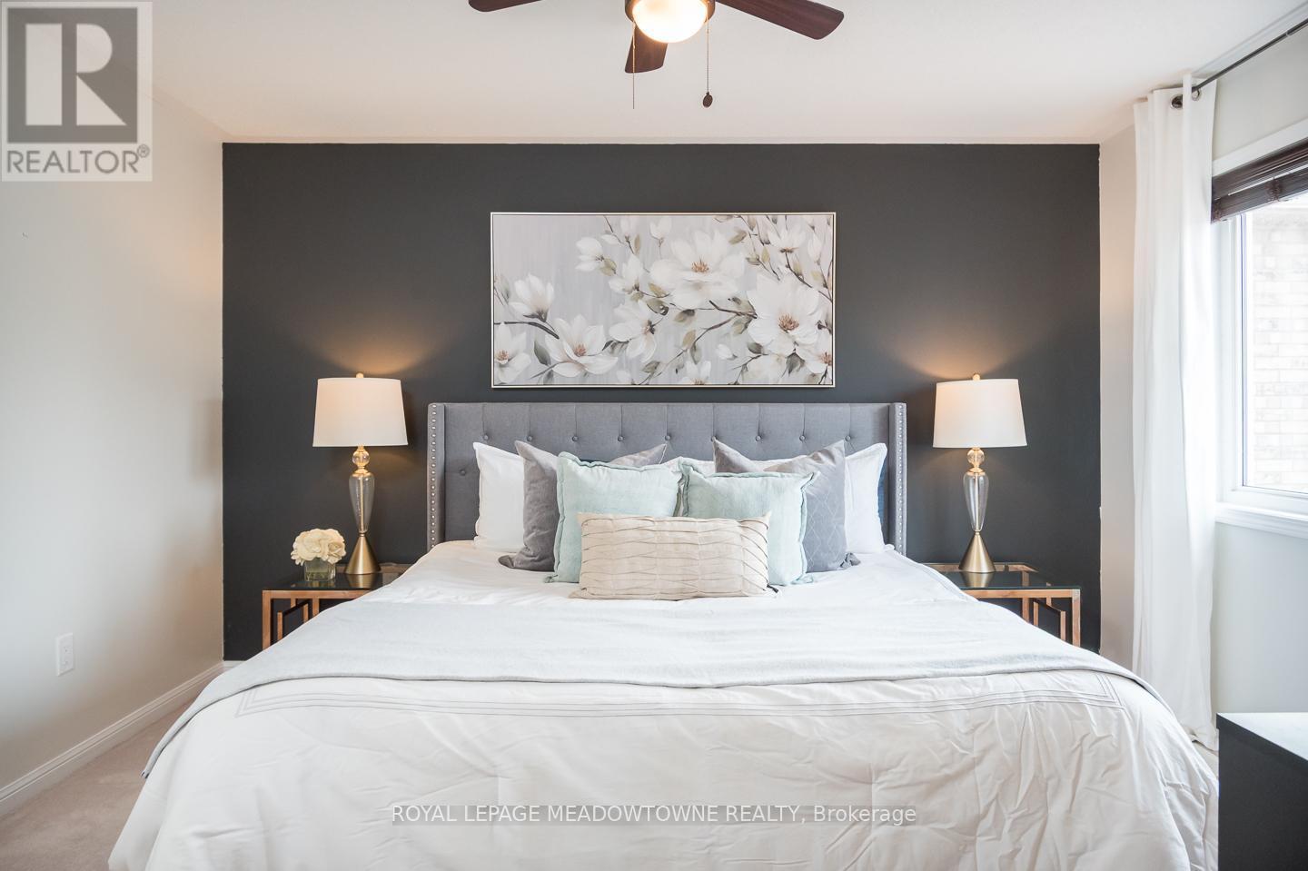 












501 TYRONE CRESCENT

,
Milton,




Ontario
L9T8J5

