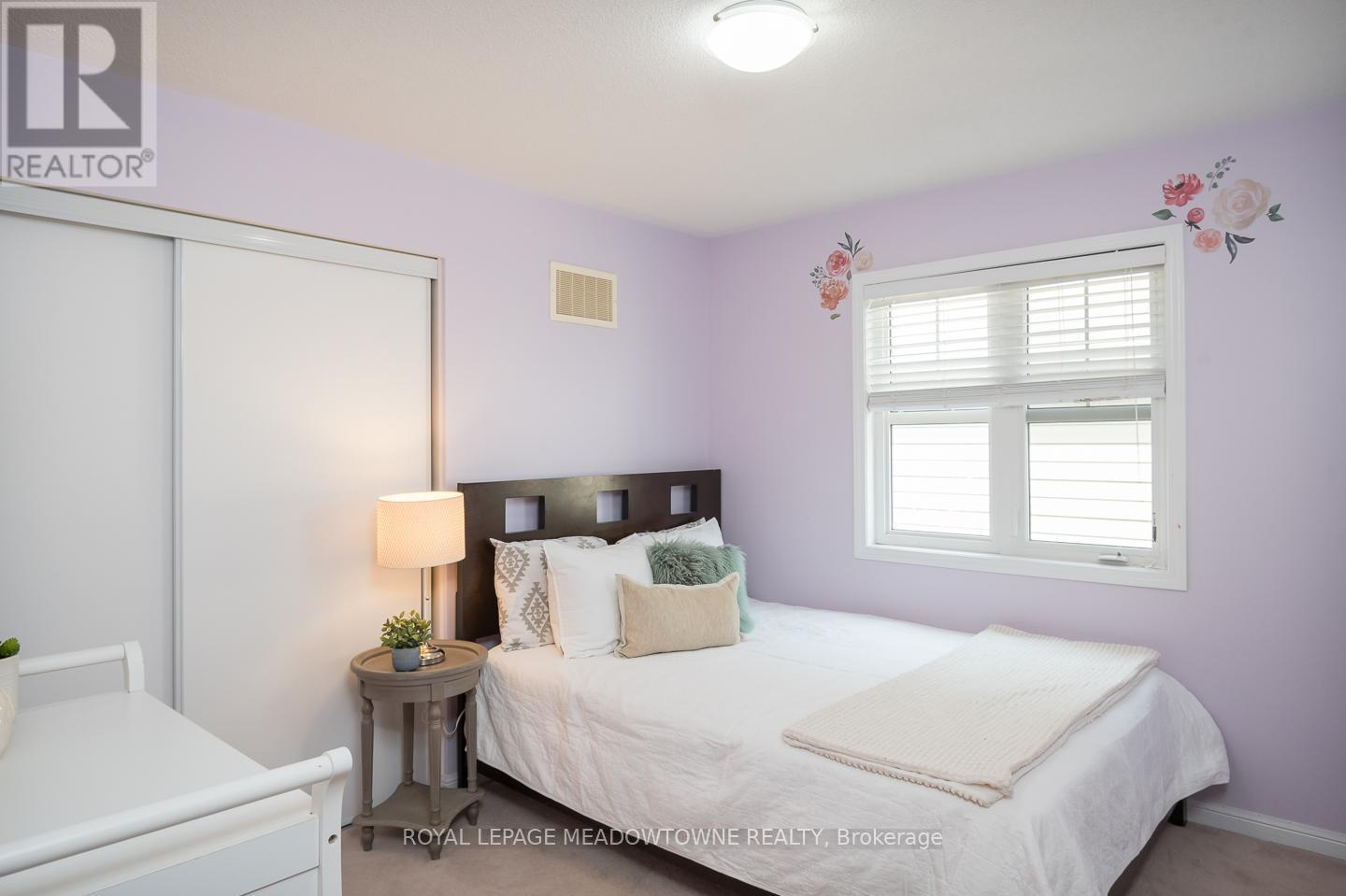 












501 TYRONE CRESCENT

,
Milton,




Ontario
L9T8J5

