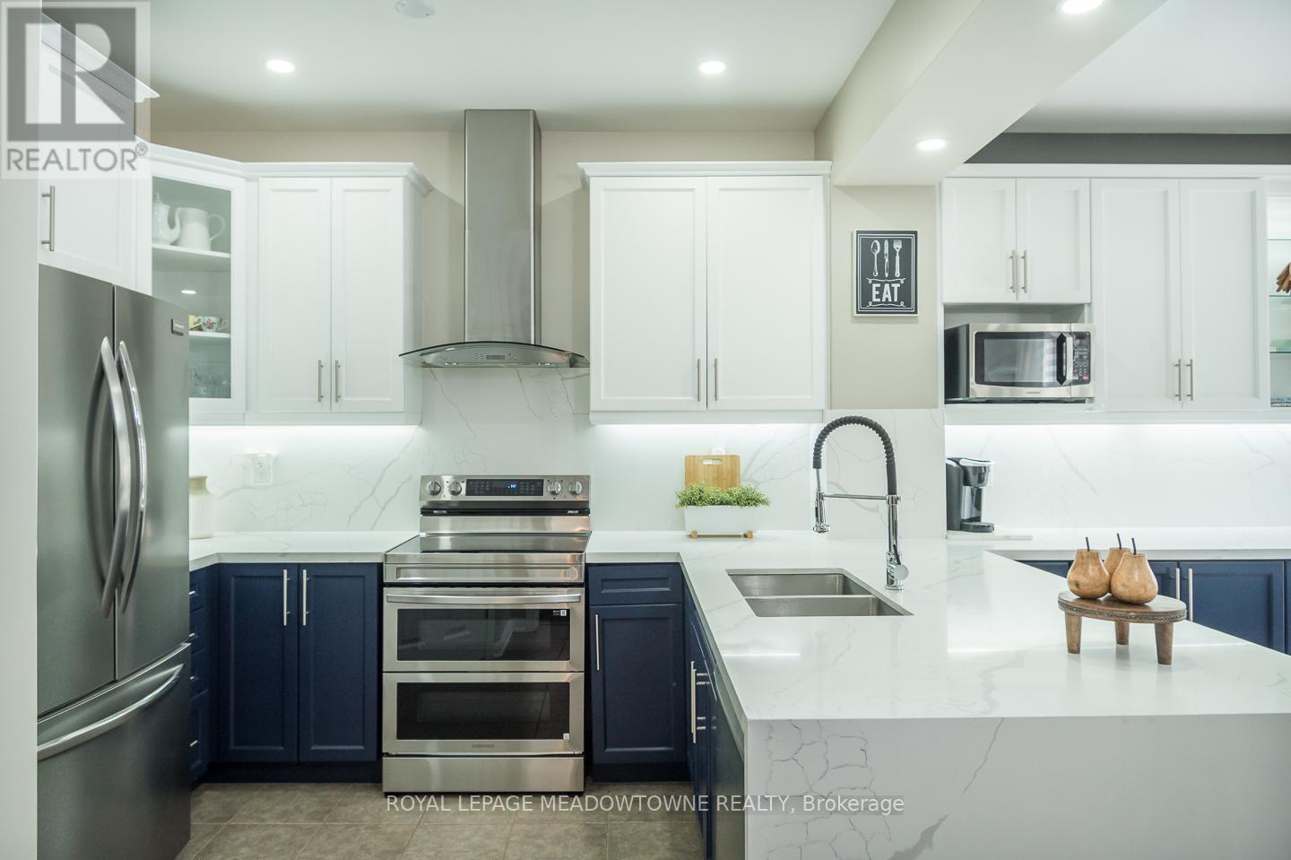 












501 TYRONE CRESCENT

,
Milton,




Ontario
L9T8J5


