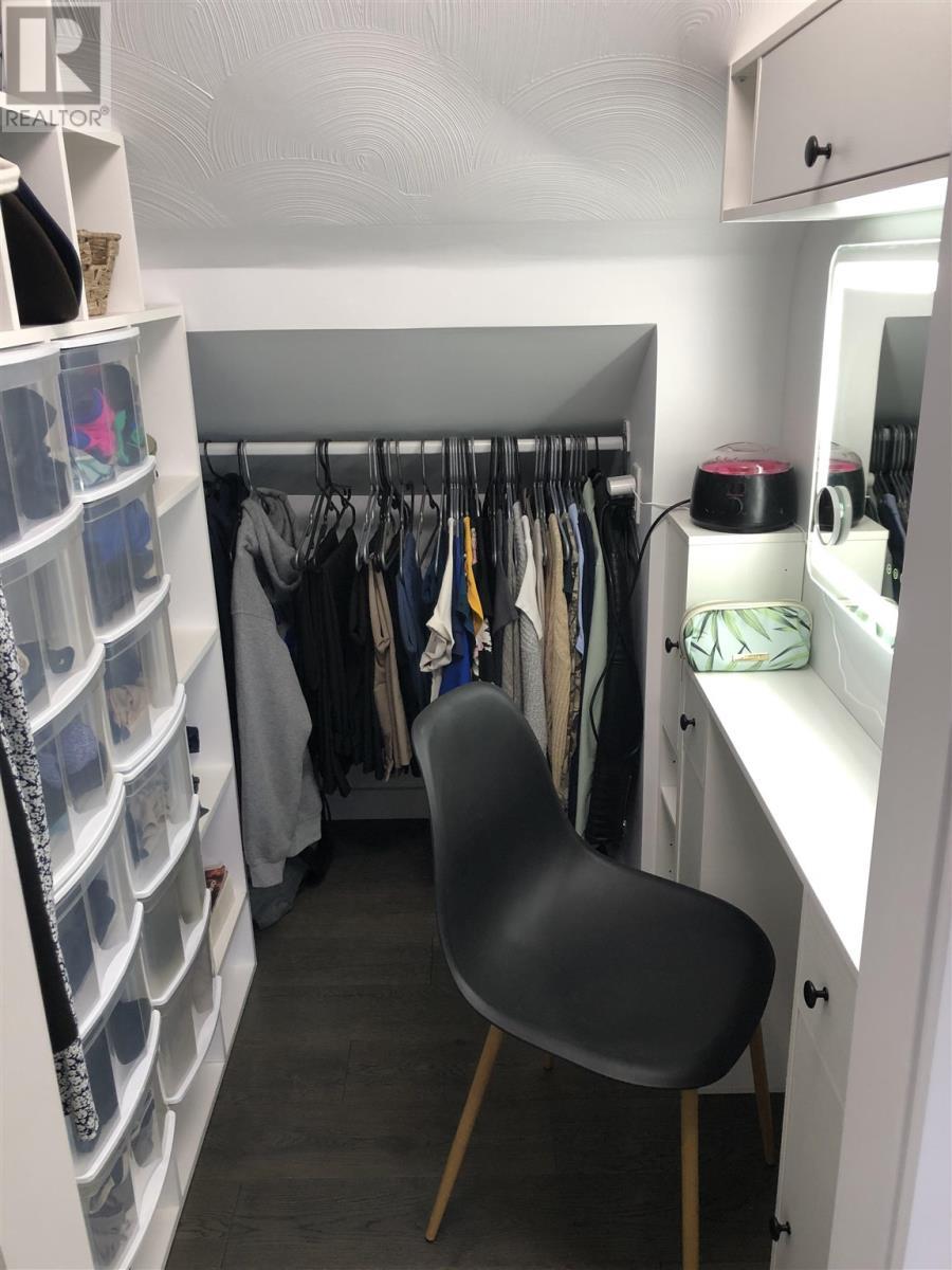 












144 Hillside DR S

,
Elliot Lake,




Ontario
P5A1N1

