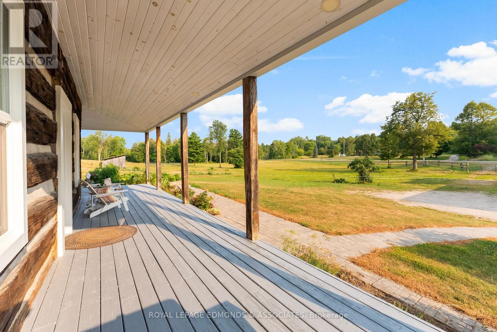 












172 MINK LAKE ROAD

,
North Algona Wilberforce,




Ontario
K0J1T0

