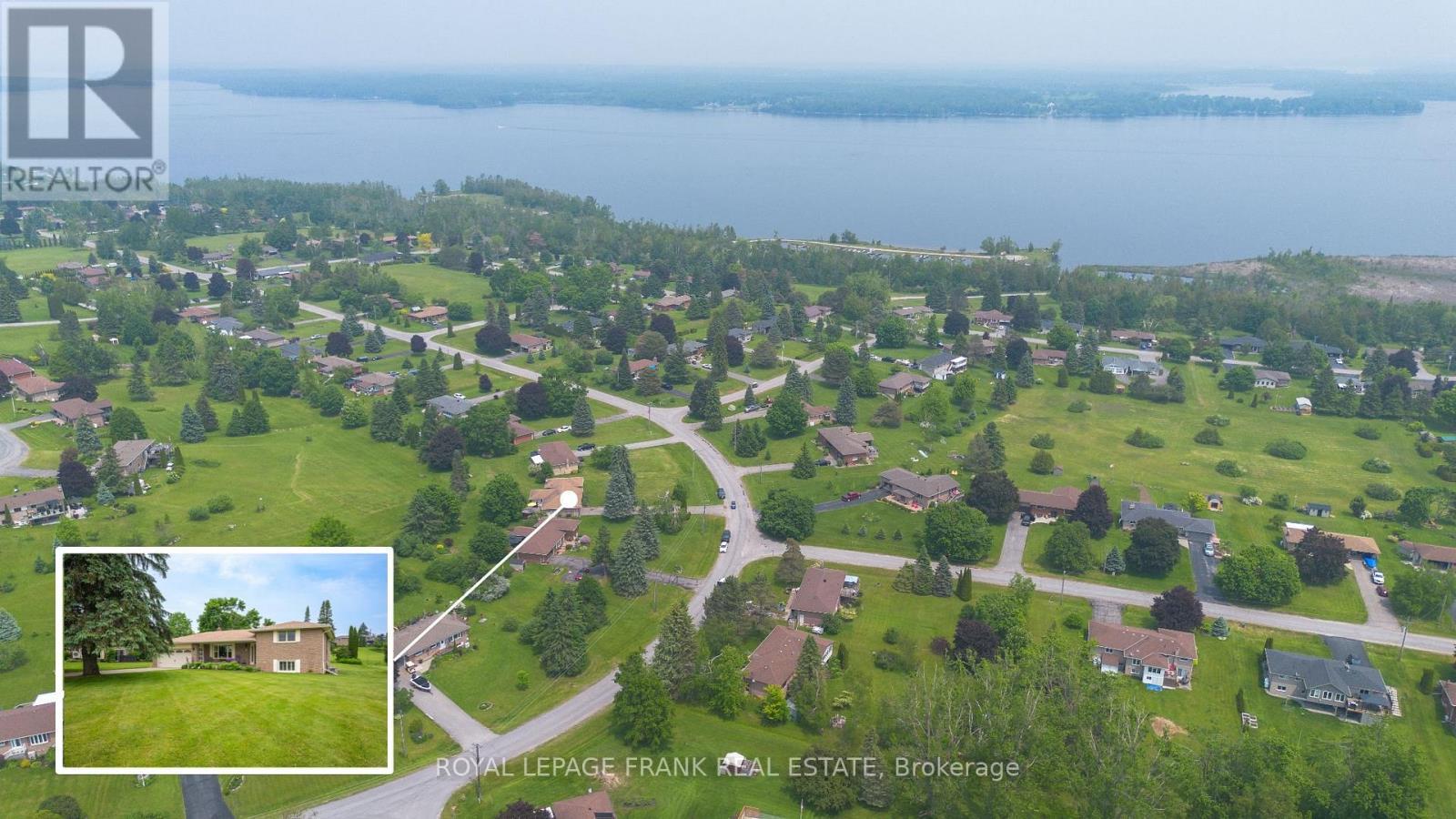 












383 OLD SURREY LANE

,
Kawartha Lakes (Bobcaygeon),




Ontario
K0M1A0

