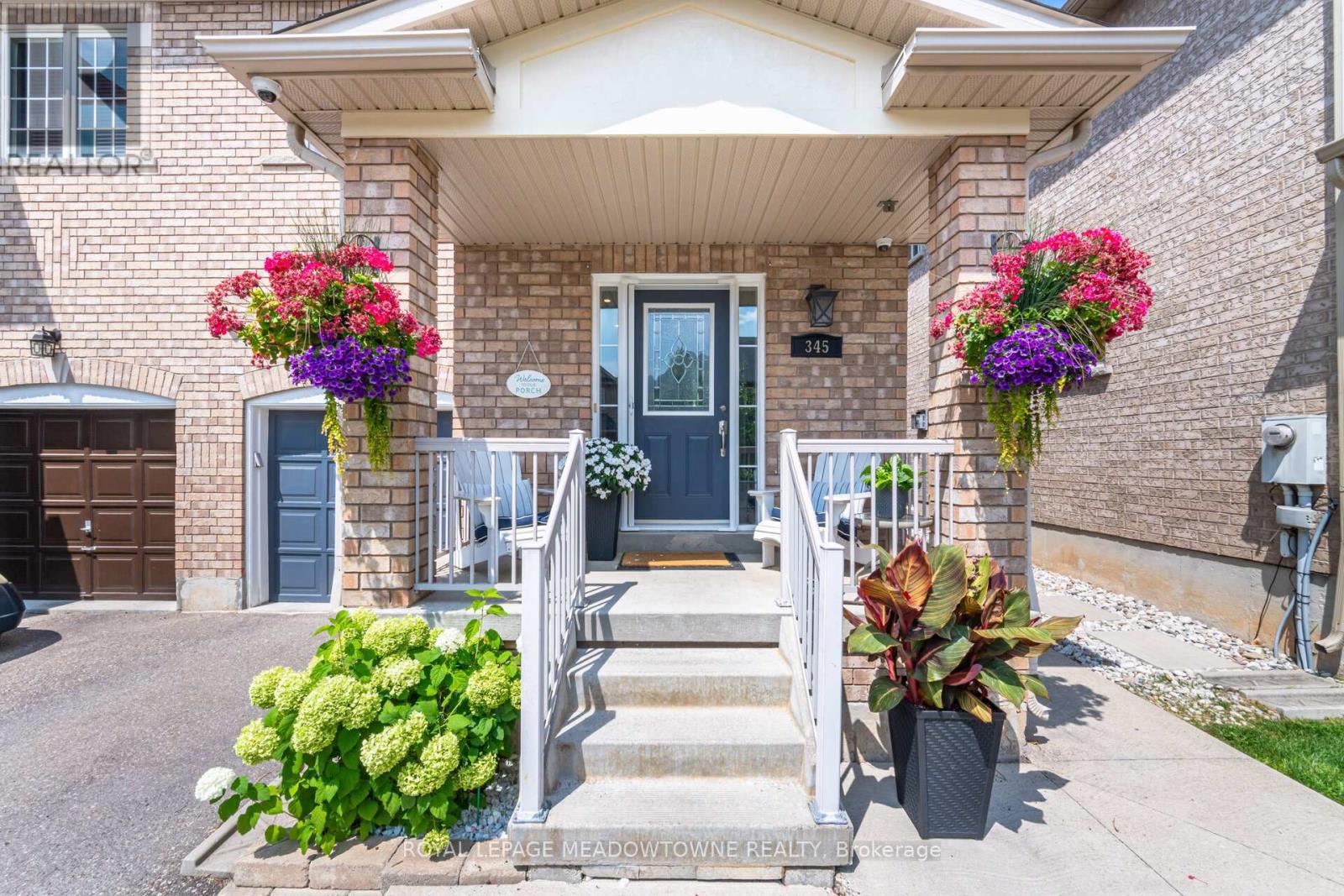 












345 BUSSEL CRESCENT

,
Milton,




Ontario
L9T0W5


