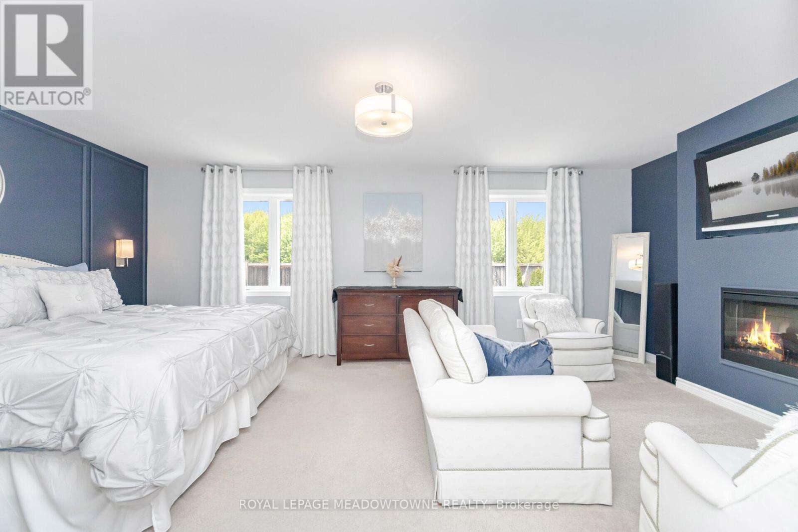 












345 BUSSEL CRESCENT

,
Milton,




Ontario
L9T0W5

