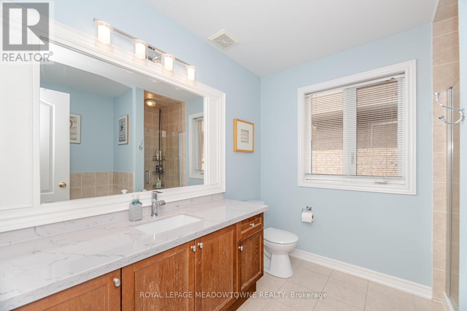 












345 BUSSEL CRESCENT

,
Milton,




Ontario
L9T0W5

