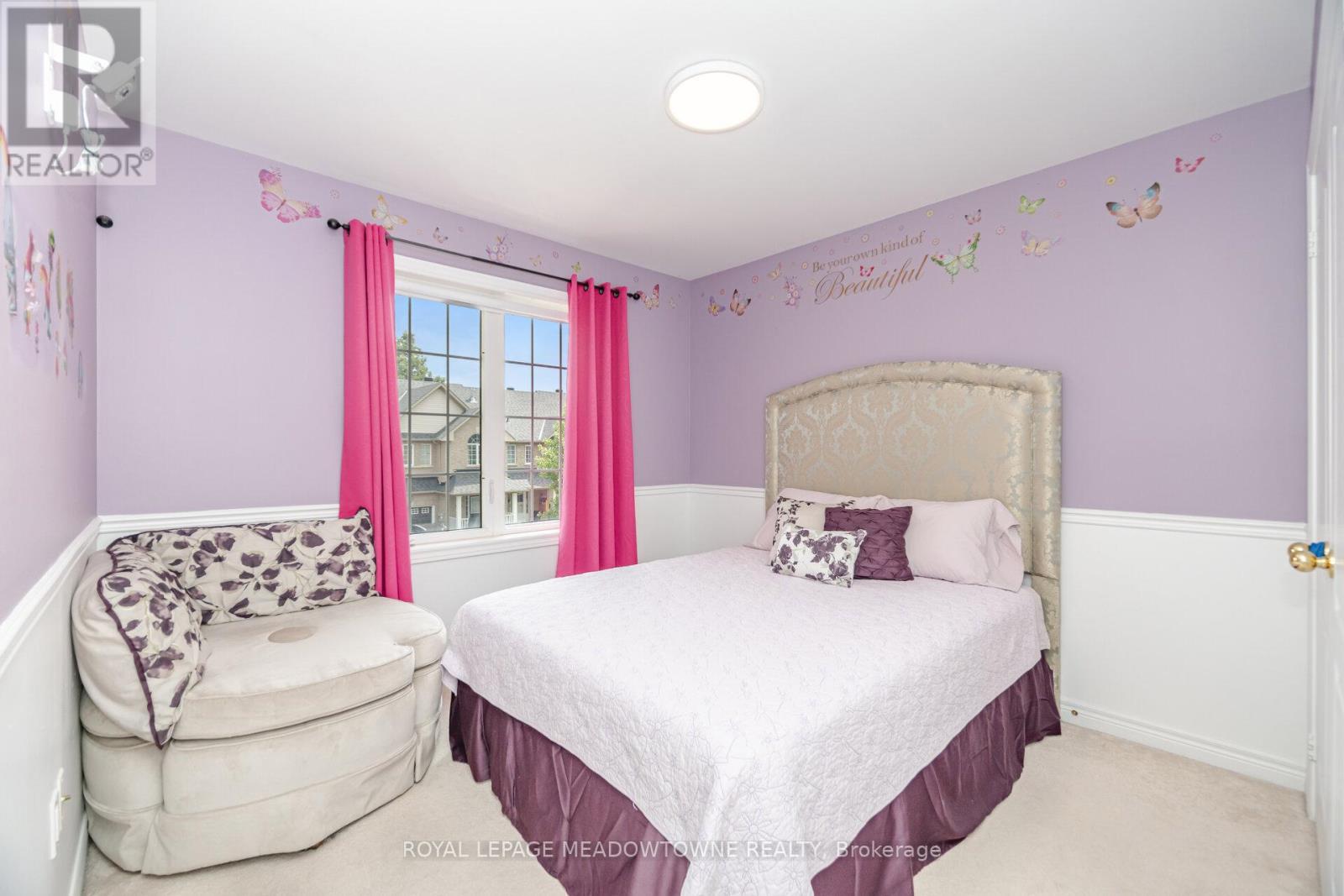 












345 BUSSEL CRESCENT

,
Milton,




Ontario
L9T0W5

