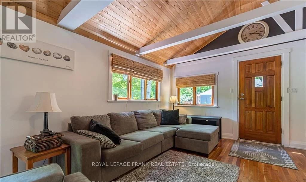 












8 FIRE ROUTE 27

,
Trent Lakes,




Ontario
K0L1J0

