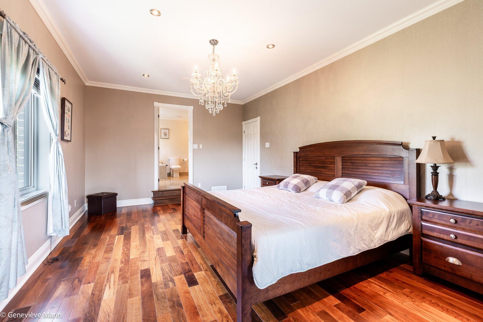 









3200


Rue de l'Aubépine

,
Saint-Bruno-de-Montarville,




QC
J3V0A8

