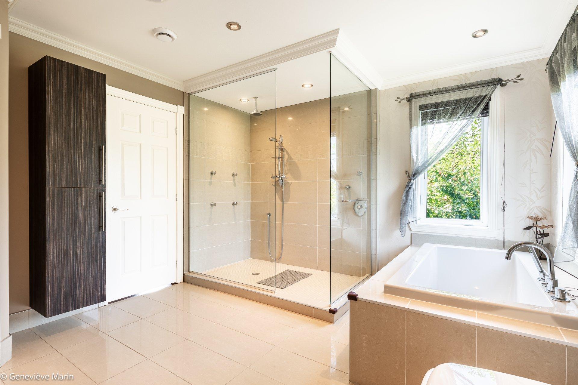 









3200


Rue de l'Aubépine

,
Saint-Bruno-de-Montarville,




QC
J3V0A8

