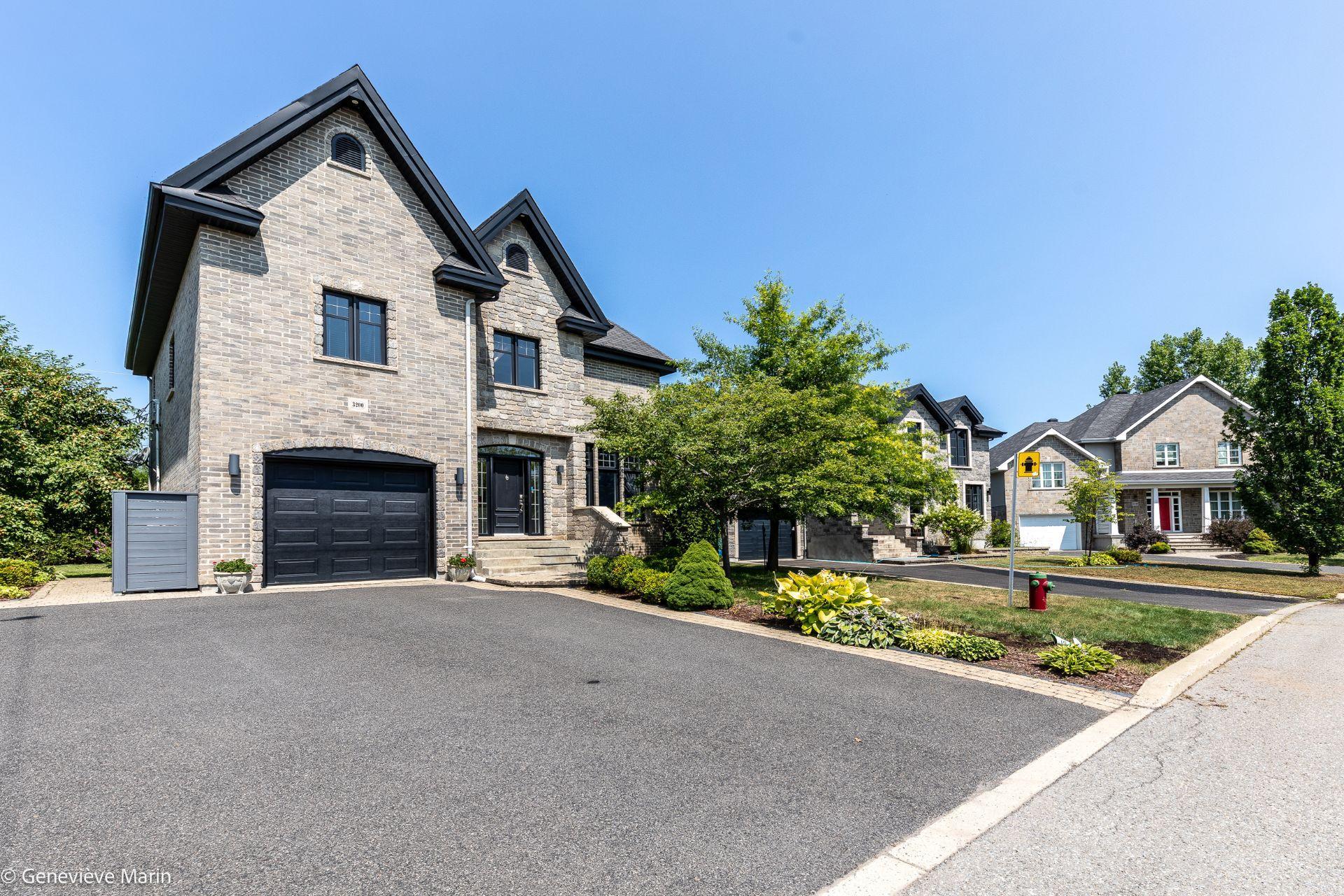 









3200


Rue de l'Aubépine

,
Saint-Bruno-de-Montarville,




QC
J3V0A8

