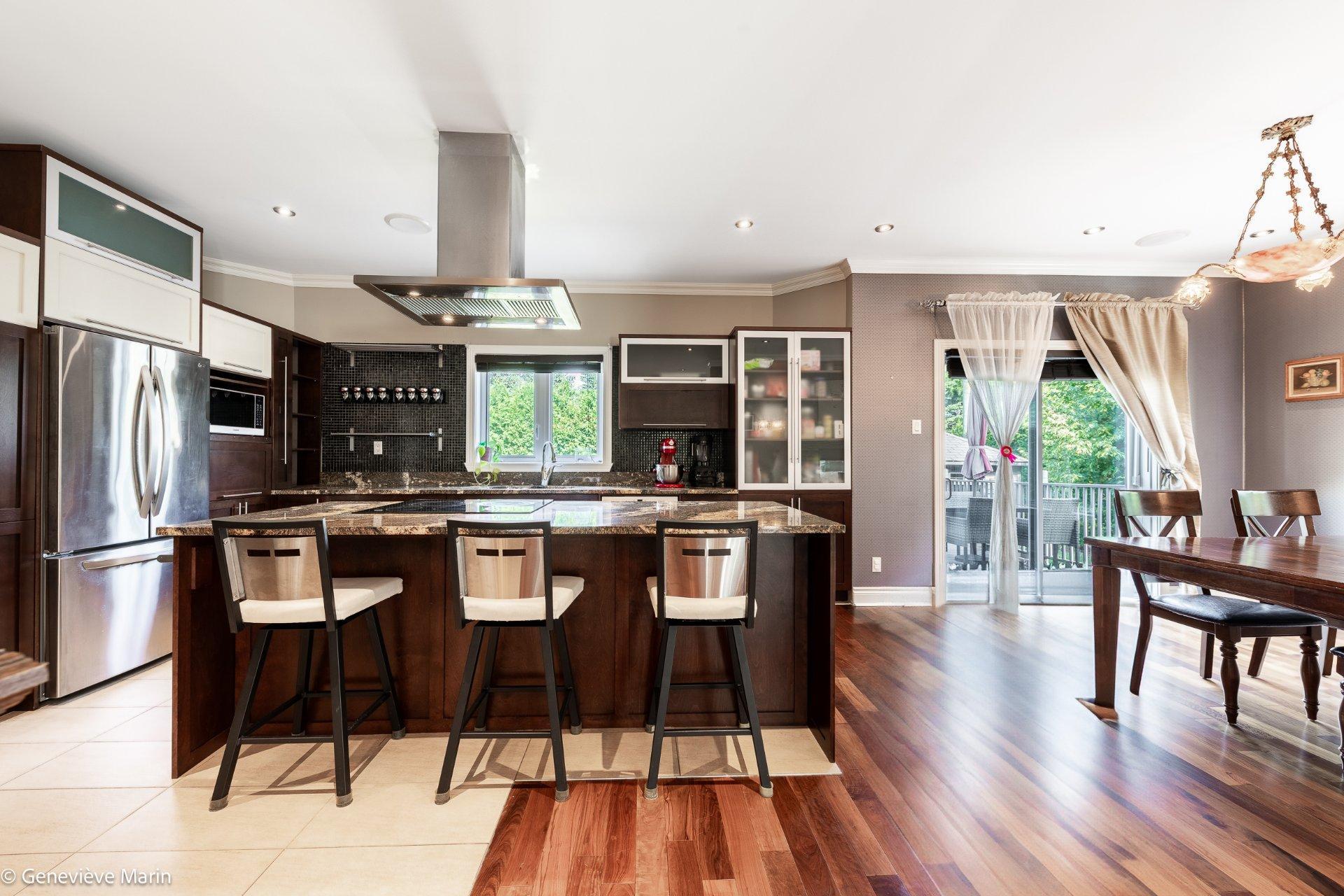 









3200


Rue de l'Aubépine

,
Saint-Bruno-de-Montarville,




QC
J3V0A8

