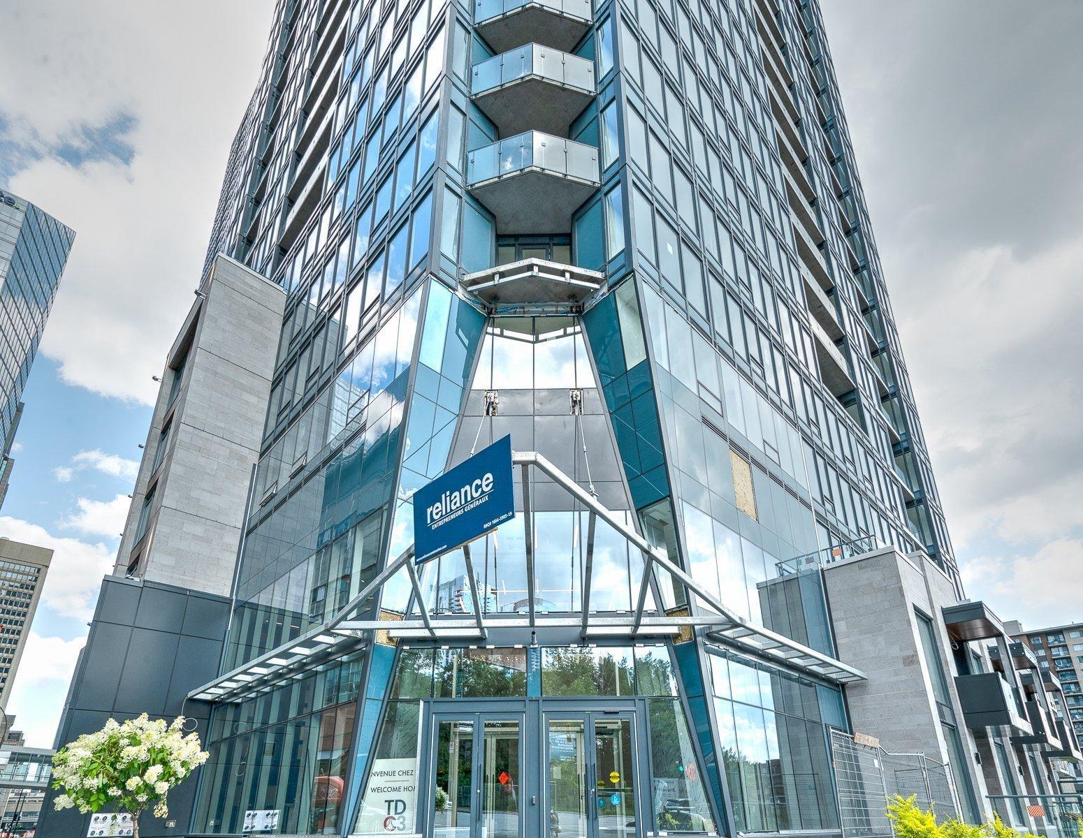 









1288


Rue St-Antoine O.

, 2611,
Montréal (Ville-Marie),




QC
H3C0X6

