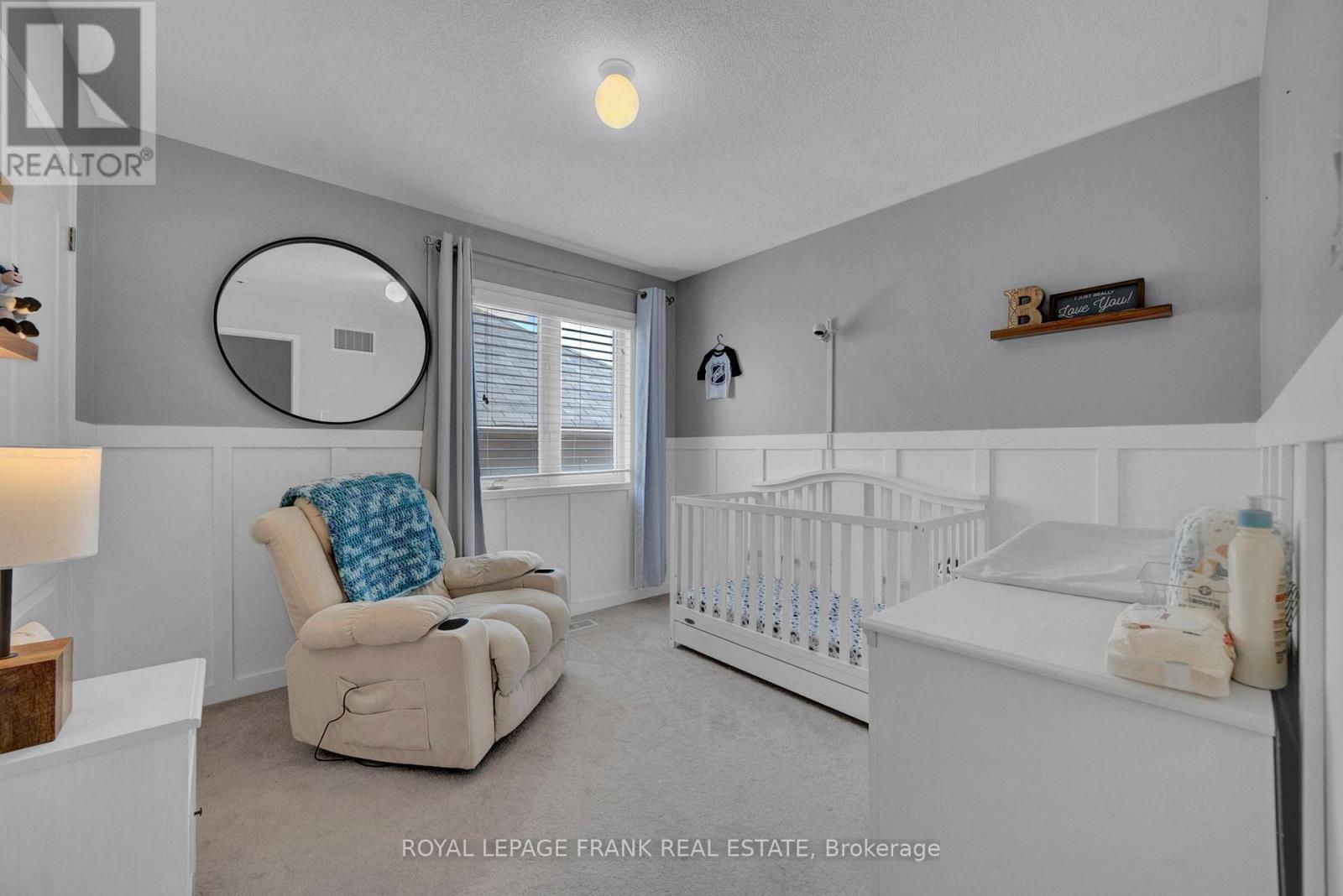 












19 JACK ROACH STREET

,
Clarington (Bowmanville),




Ontario
L1C0S8

