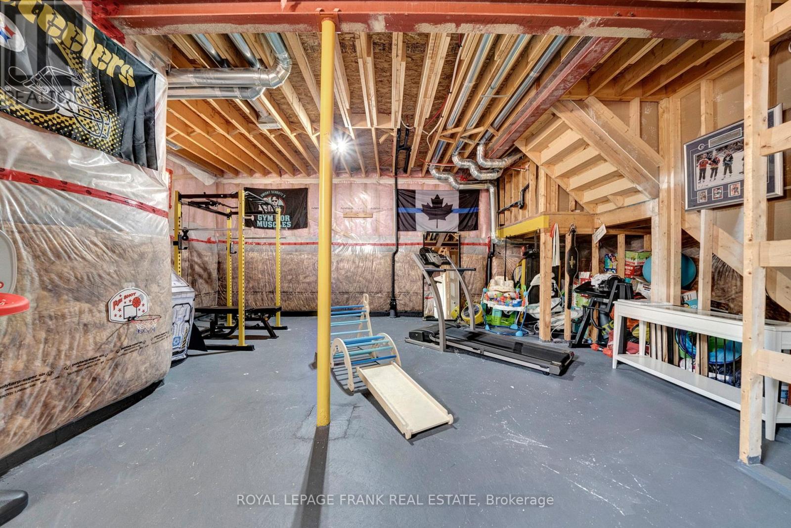 












19 JACK ROACH STREET

,
Clarington (Bowmanville),




Ontario
L1C0S8

