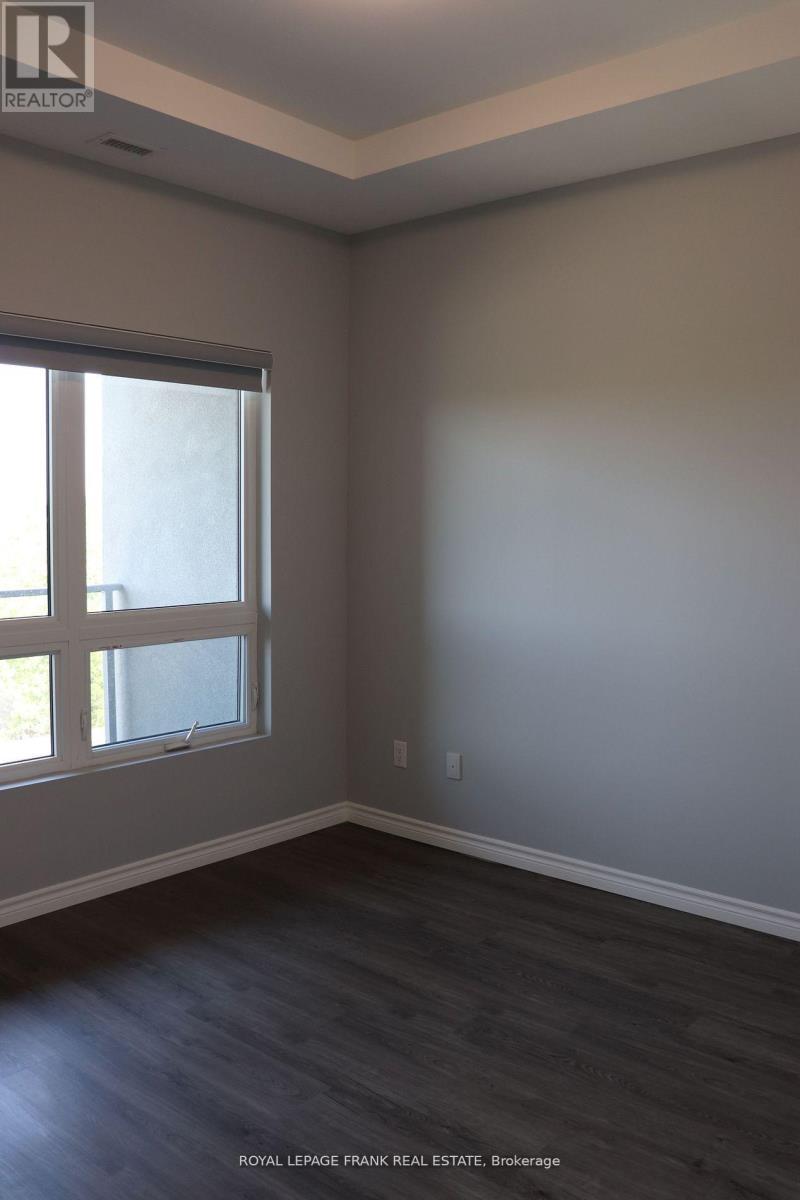 












D - 513 DUNDAS STREET E

,
Whitby (Downtown Whitby),




Ontario
L1N0N4

