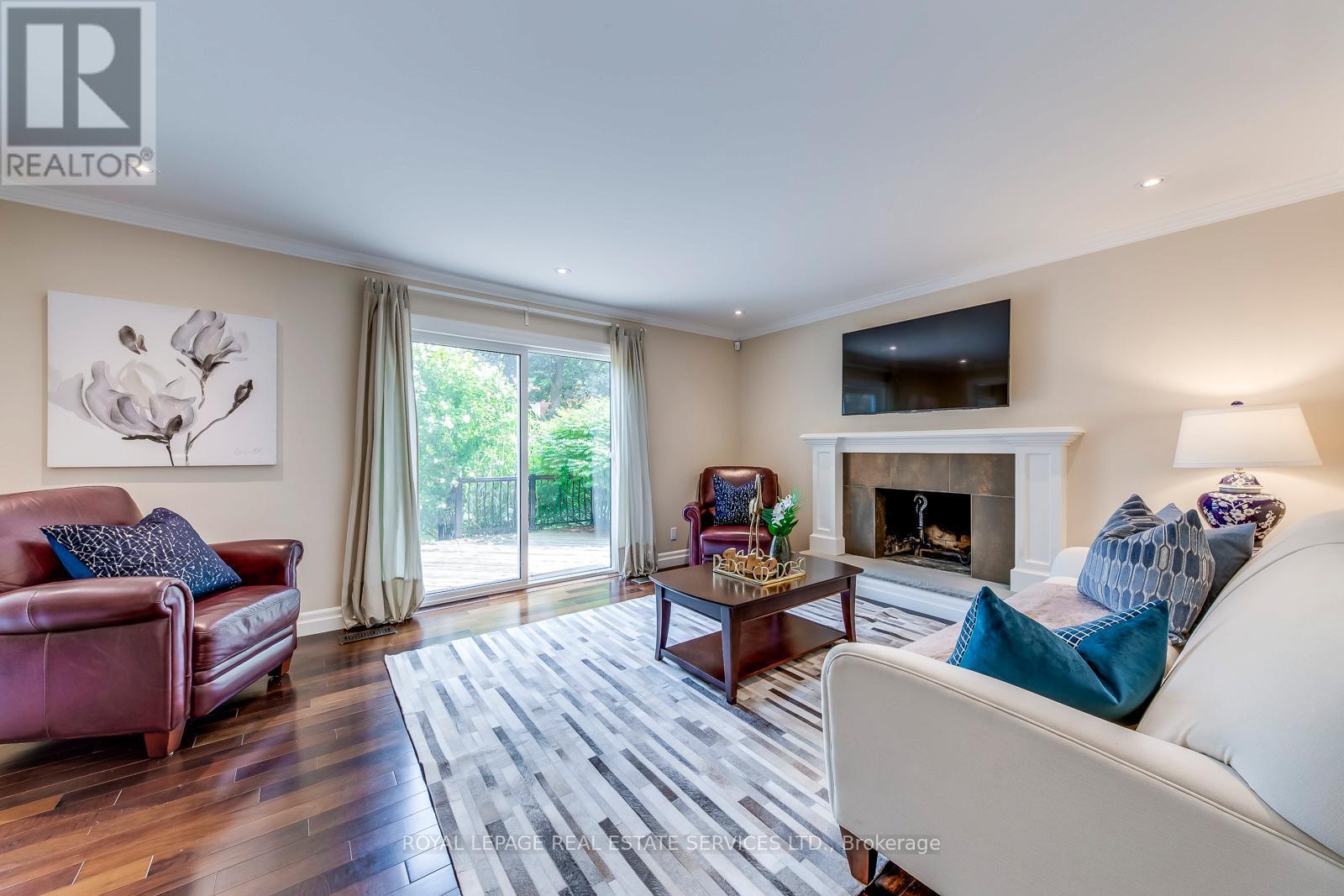 












1504 CAULDER DRIVE

,
Oakville,




Ontario
L6J5S9

