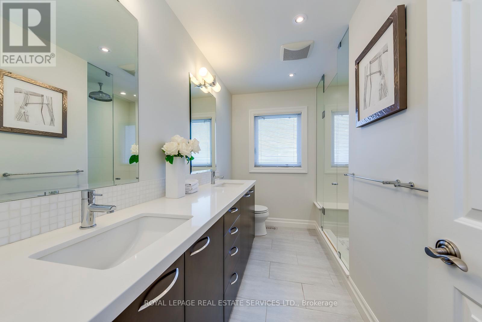 












1504 CAULDER DRIVE

,
Oakville,




Ontario
L6J5S9

