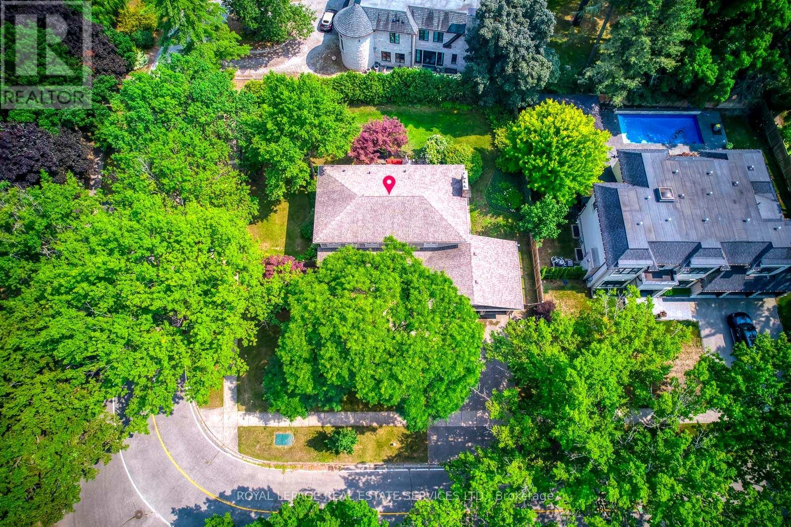 












1504 CAULDER DRIVE

,
Oakville,




Ontario
L6J5S9

