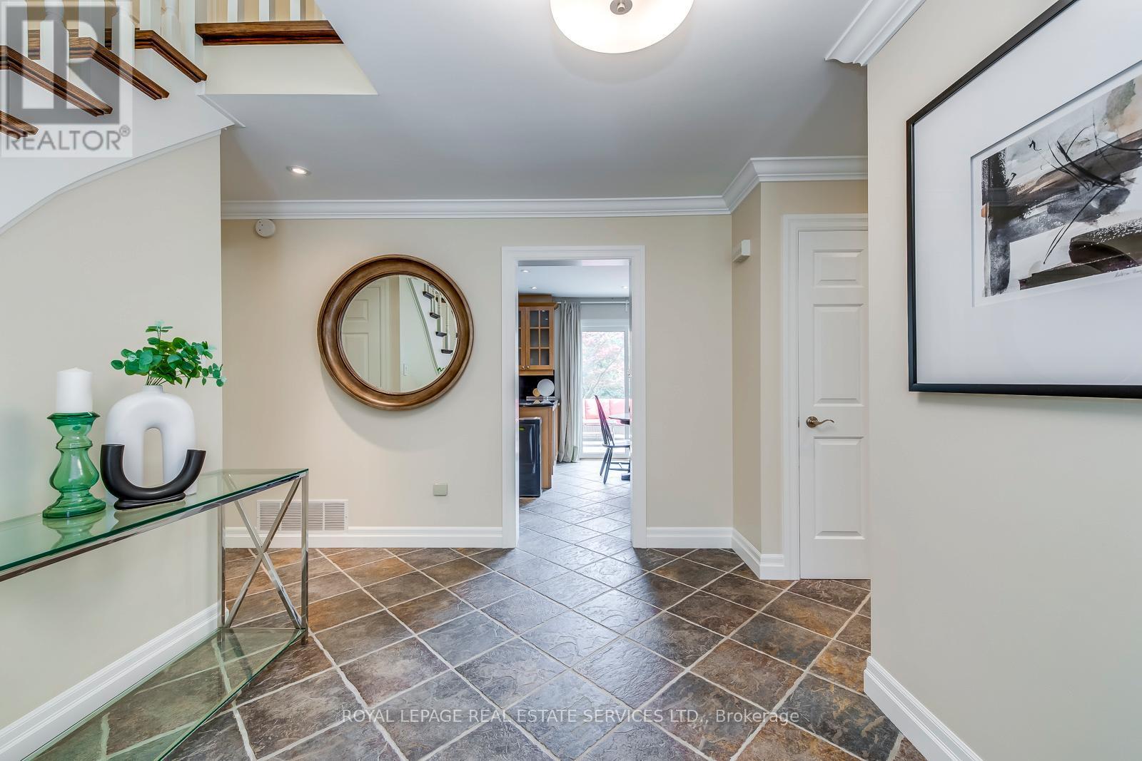 












1504 CAULDER DRIVE

,
Oakville,




Ontario
L6J5S9

