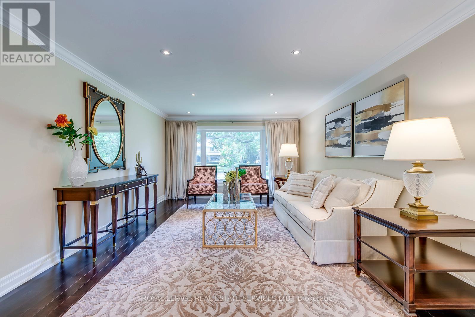 












1504 CAULDER DRIVE

,
Oakville,




Ontario
L6J5S9

