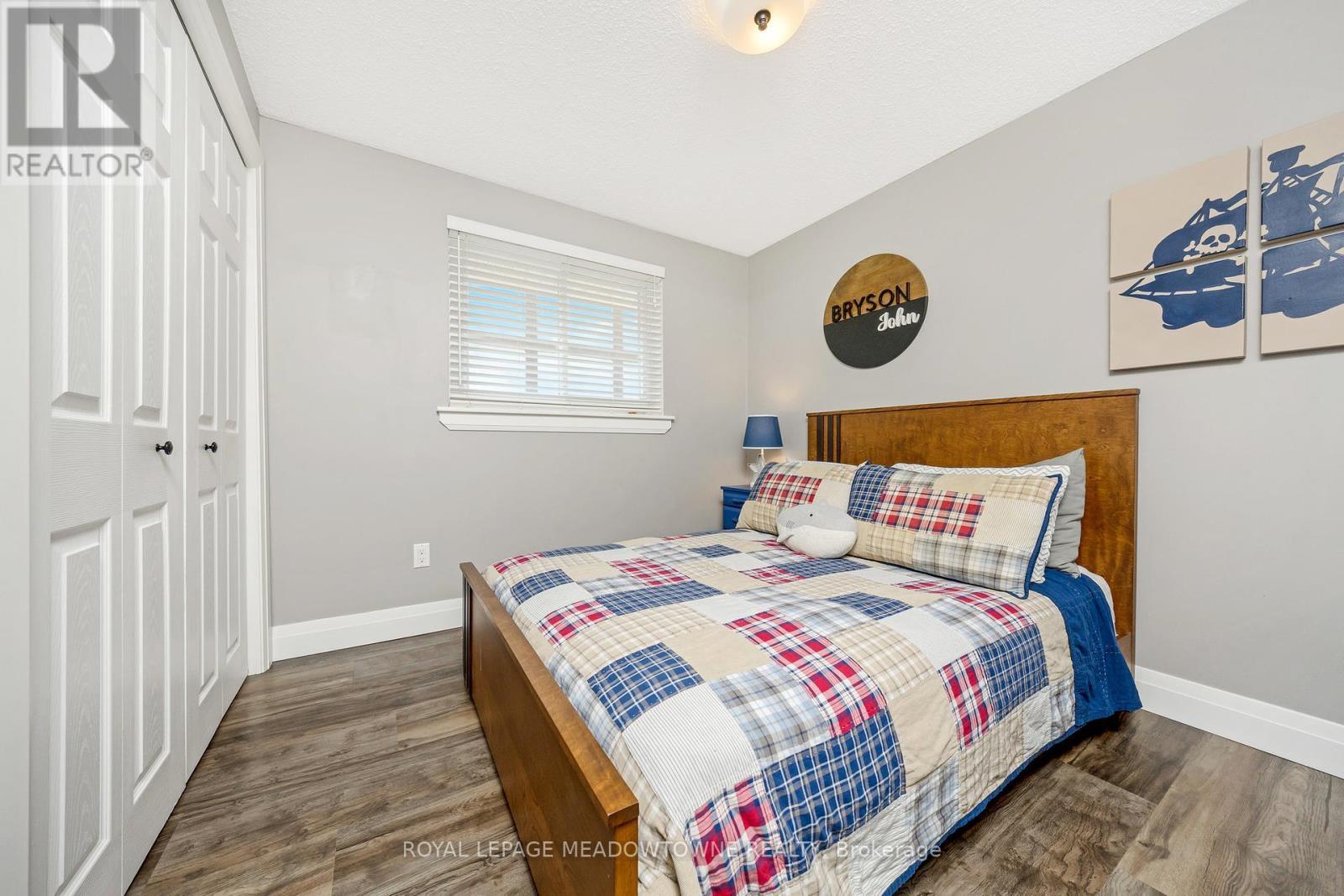 












742 WILLOW AVENUE

,
Milton,




Ontario
L9T3E6

