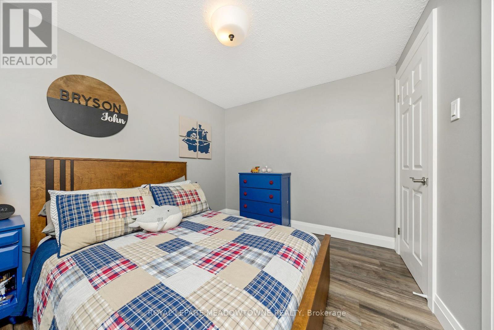 












742 WILLOW AVENUE

,
Milton,




Ontario
L9T3E6

