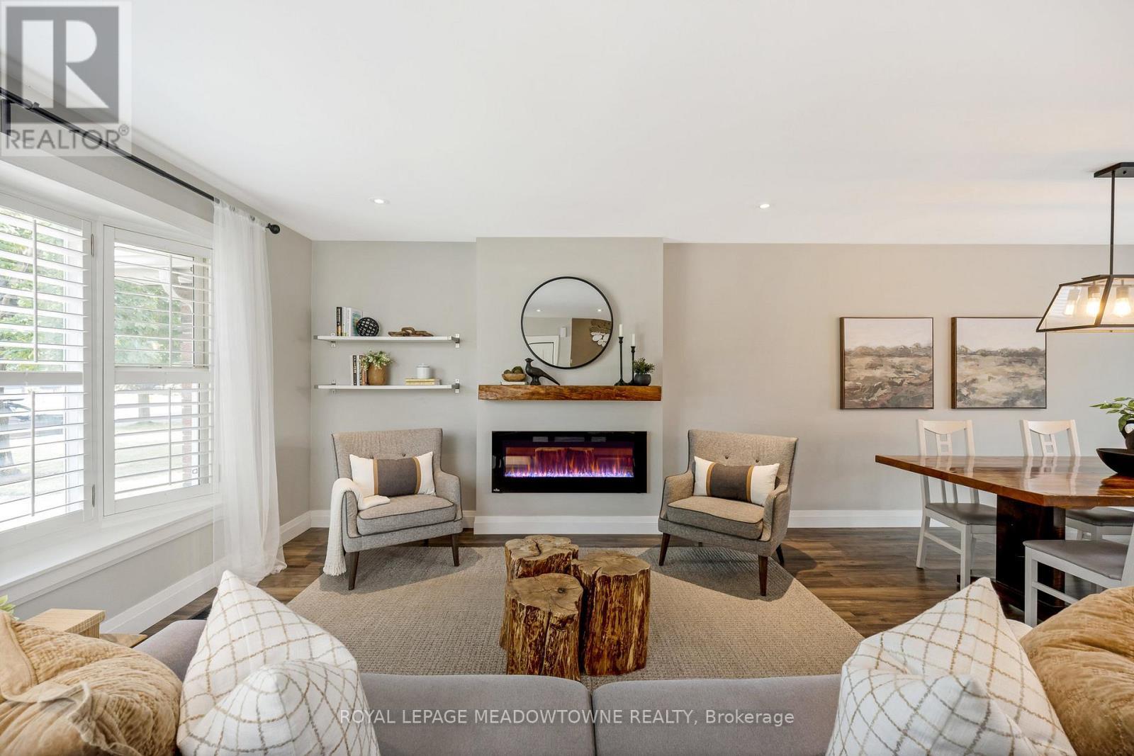 












742 WILLOW AVENUE

,
Milton,




Ontario
L9T3E6

