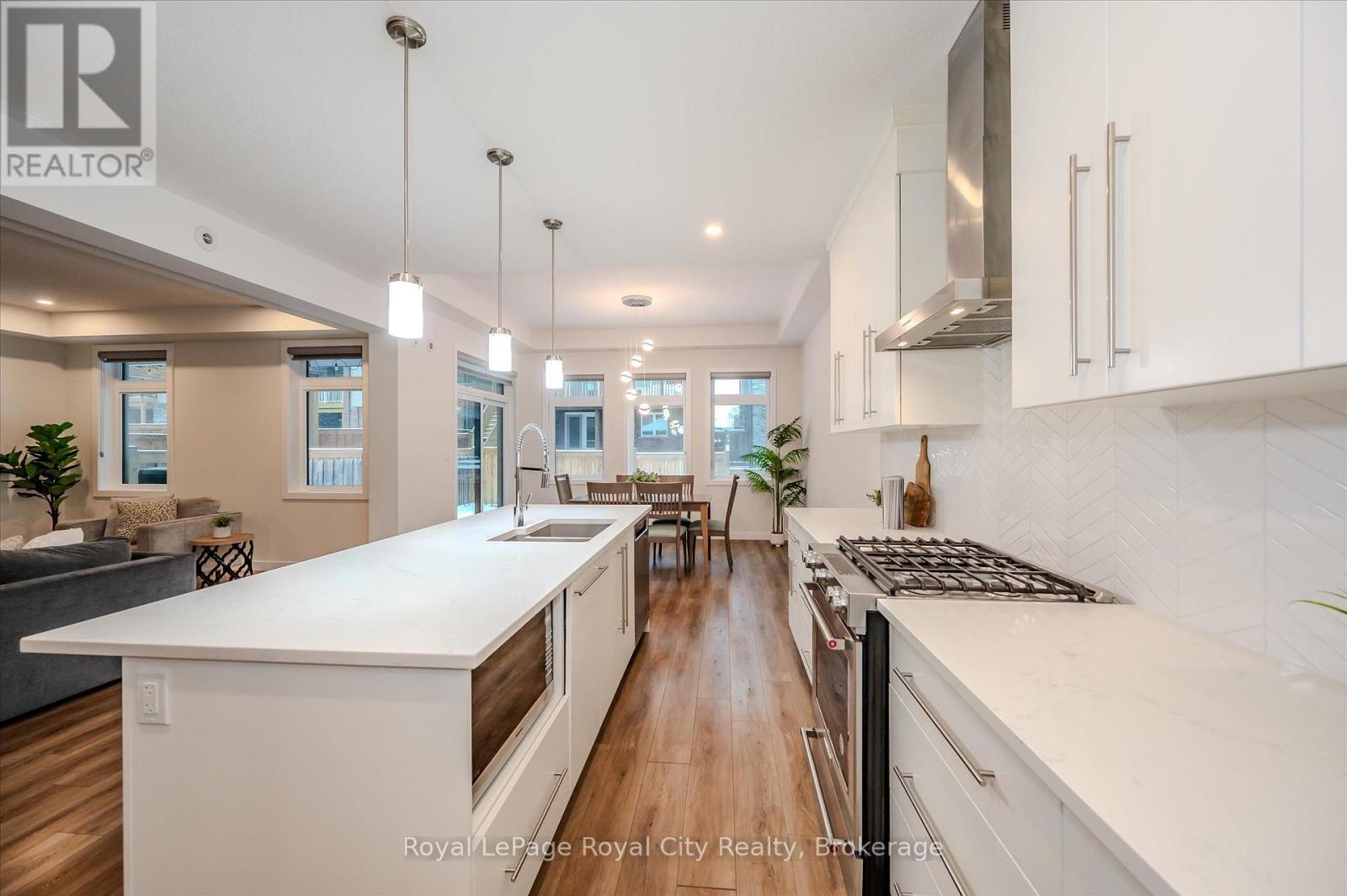 












49 RYDER AVENUE

,
Guelph (Kortright West),




Ontario
N1G0H1

