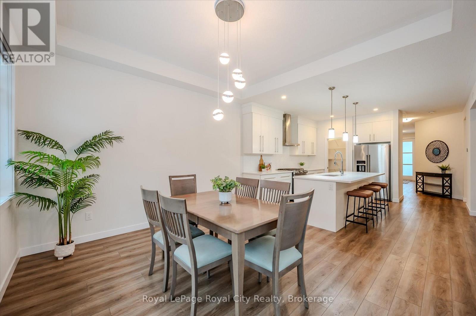 












49 RYDER AVENUE

,
Guelph (Kortright West),




Ontario
N1G0H1

