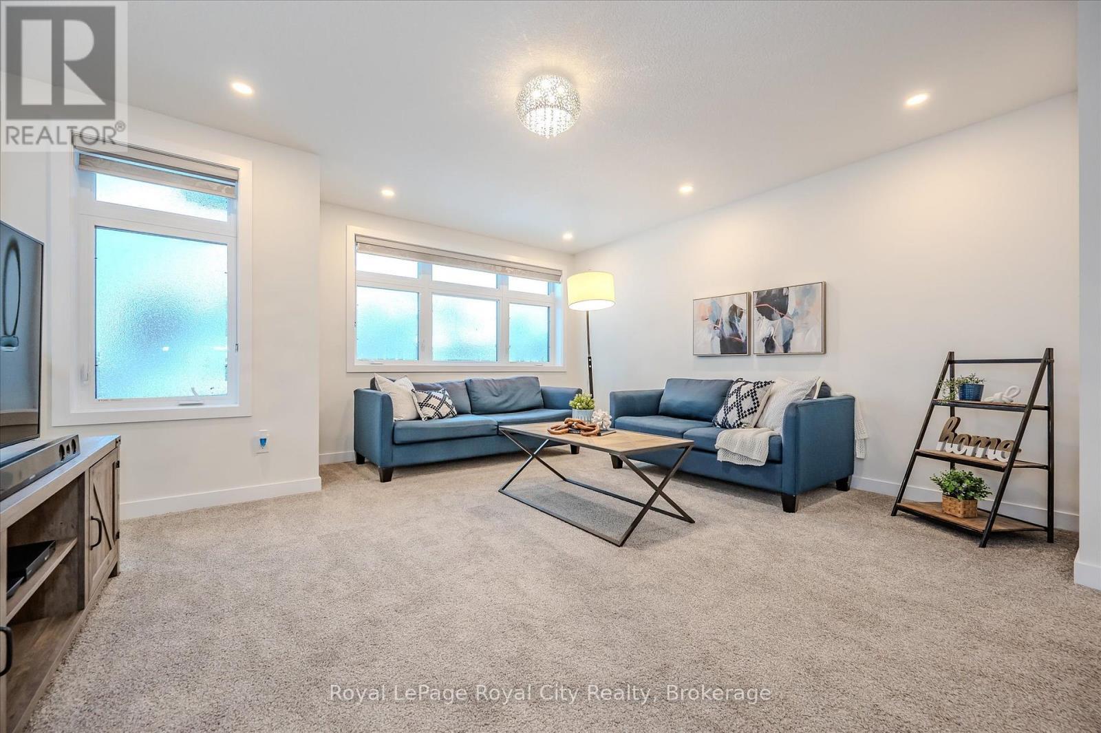 












49 RYDER AVENUE

,
Guelph (Kortright West),




Ontario
N1G0H1

