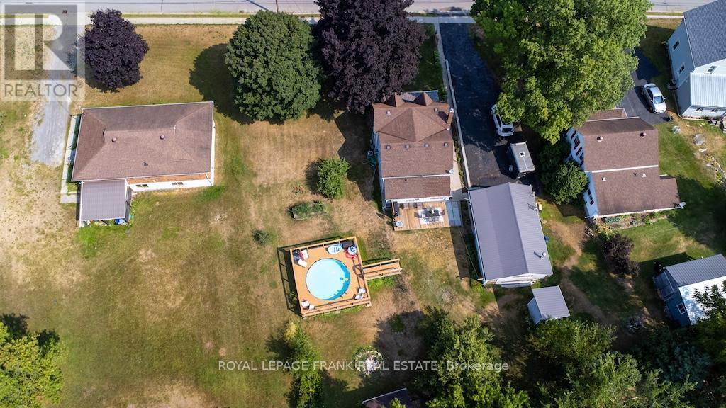 












165 ST LAWRENCE STREET W

,
Centre Hastings,




Ontario
K0K2K0

