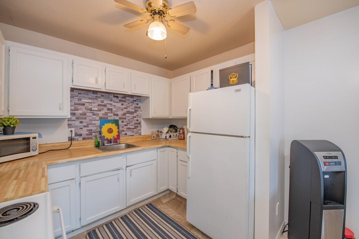









3304


35

Avenue, 214,
Vernon,




BC
V1T 8M6


