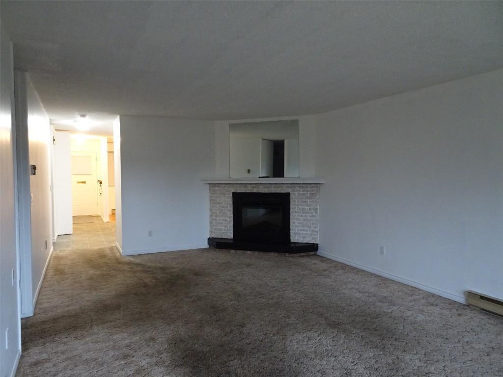 









290


Highway 33

, 113,
Kelowna,




BC
V1X 2A3

