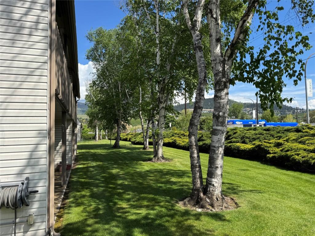 









290


Highway 33

, 113,
Kelowna,




BC
V1X 2A3

