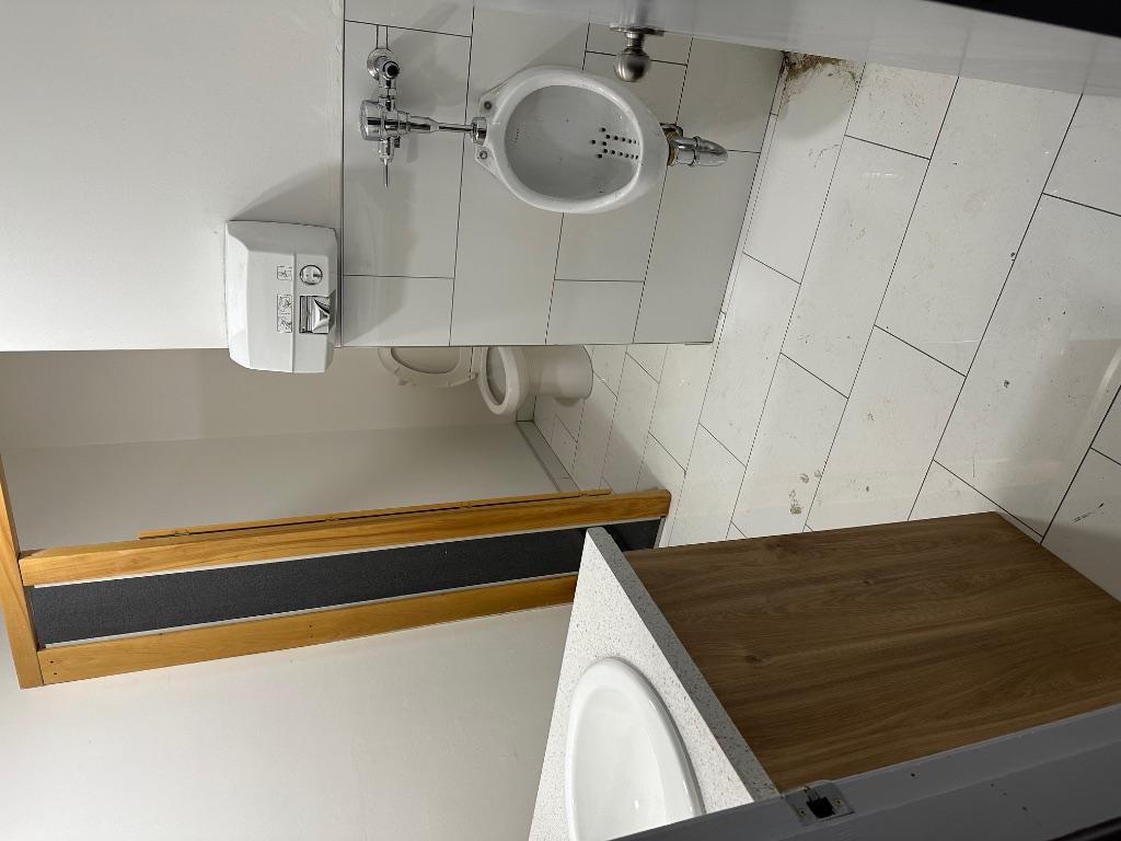 









3307


32

Avenue, 200,
Vernon,




BC
V1T 5L7

