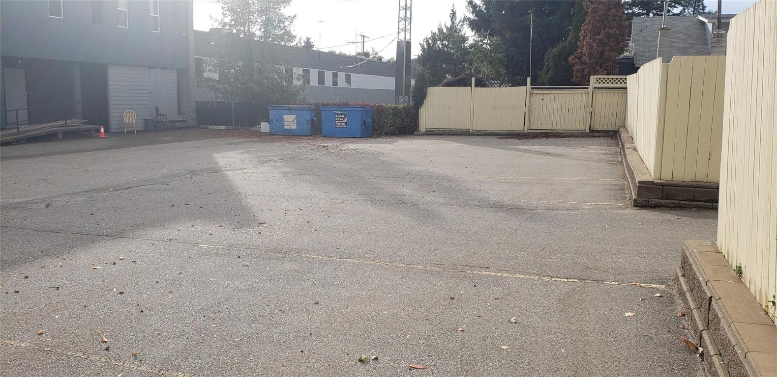 









3307


32

Avenue, 200,
Vernon,




BC
V1T 5L7

