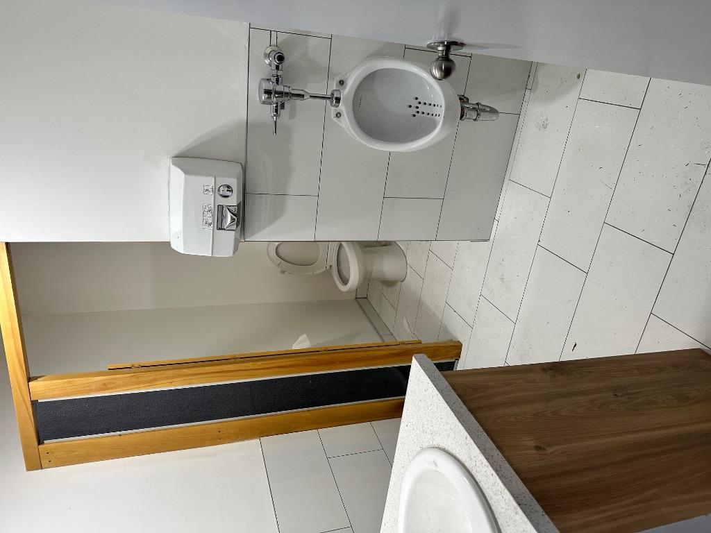 









3307


32

Avenue, 200,
Vernon,




BC
V1T 5L7

