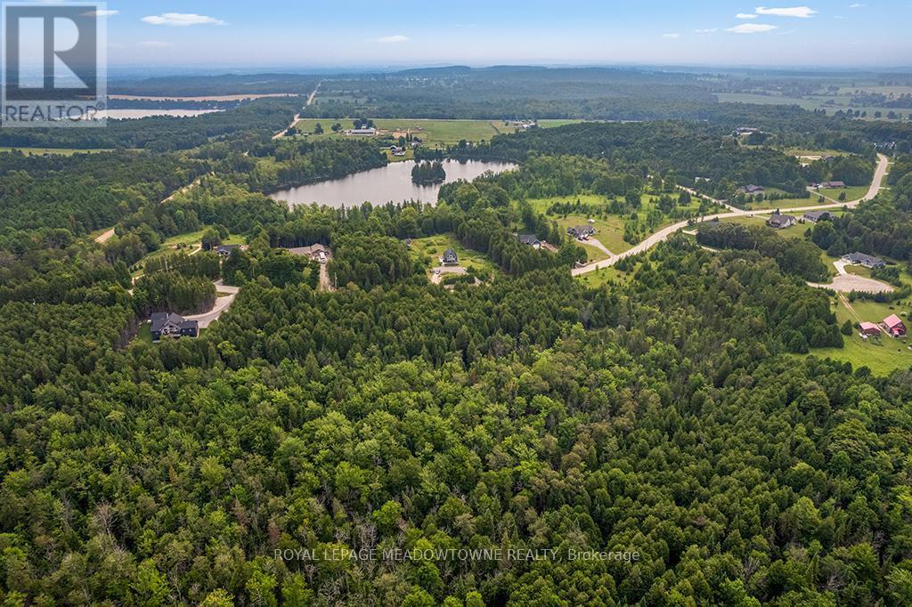 












126 HIGHLAND DRIVE

,
West Grey,







Ontario
N0C1H0

